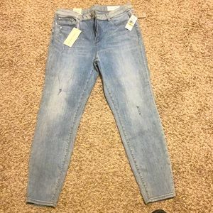NWT’s Vince Camuto jeans size 32/14